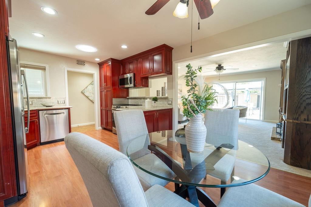 Detail Gallery Image 10 of 39 For 1113 Park Brook Ct, Milpitas,  CA 95035 - 3 Beds | 2 Baths