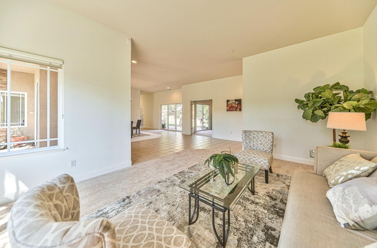 Detail Gallery Image 20 of 54 For 9407 Hawk Dr, Salinas,  CA 93907 - 4 Beds | 2/1 Baths