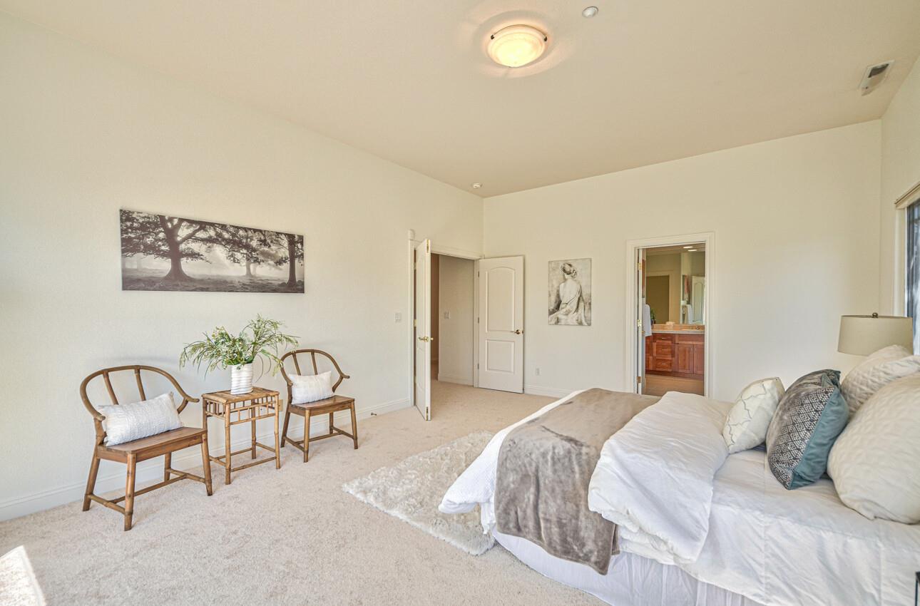 Detail Gallery Image 38 of 54 For 9407 Hawk Dr, Salinas,  CA 93907 - 4 Beds | 2/1 Baths