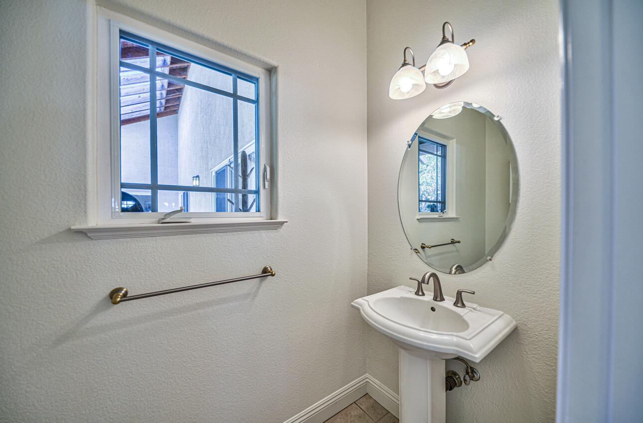 Detail Gallery Image 52 of 54 For 9407 Hawk Dr, Salinas,  CA 93907 - 4 Beds | 2/1 Baths