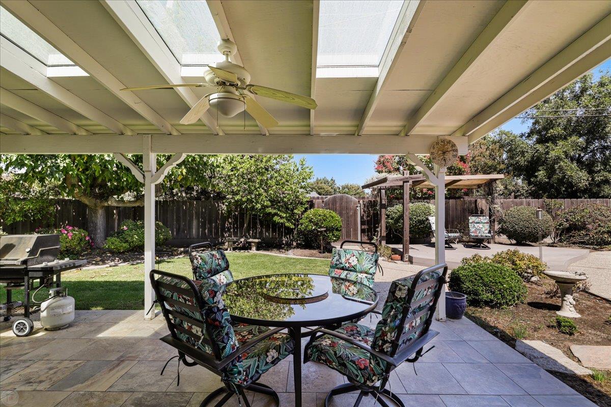 Detail Gallery Image 52 of 64 For 217 Charlemagne Way, Modesto,  CA 95350 - 4 Beds | 2 Baths