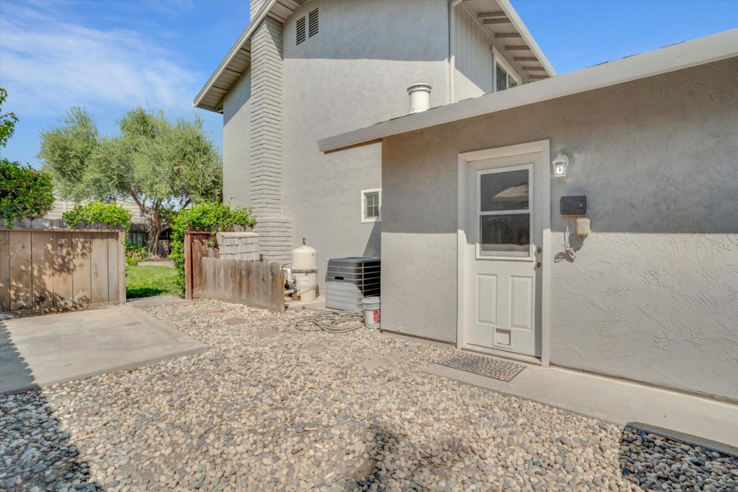 Detail Gallery Image 38 of 50 For 2017 Bridgewood Way, Modesto,  CA 95355 - 4 Beds | 2/1 Baths