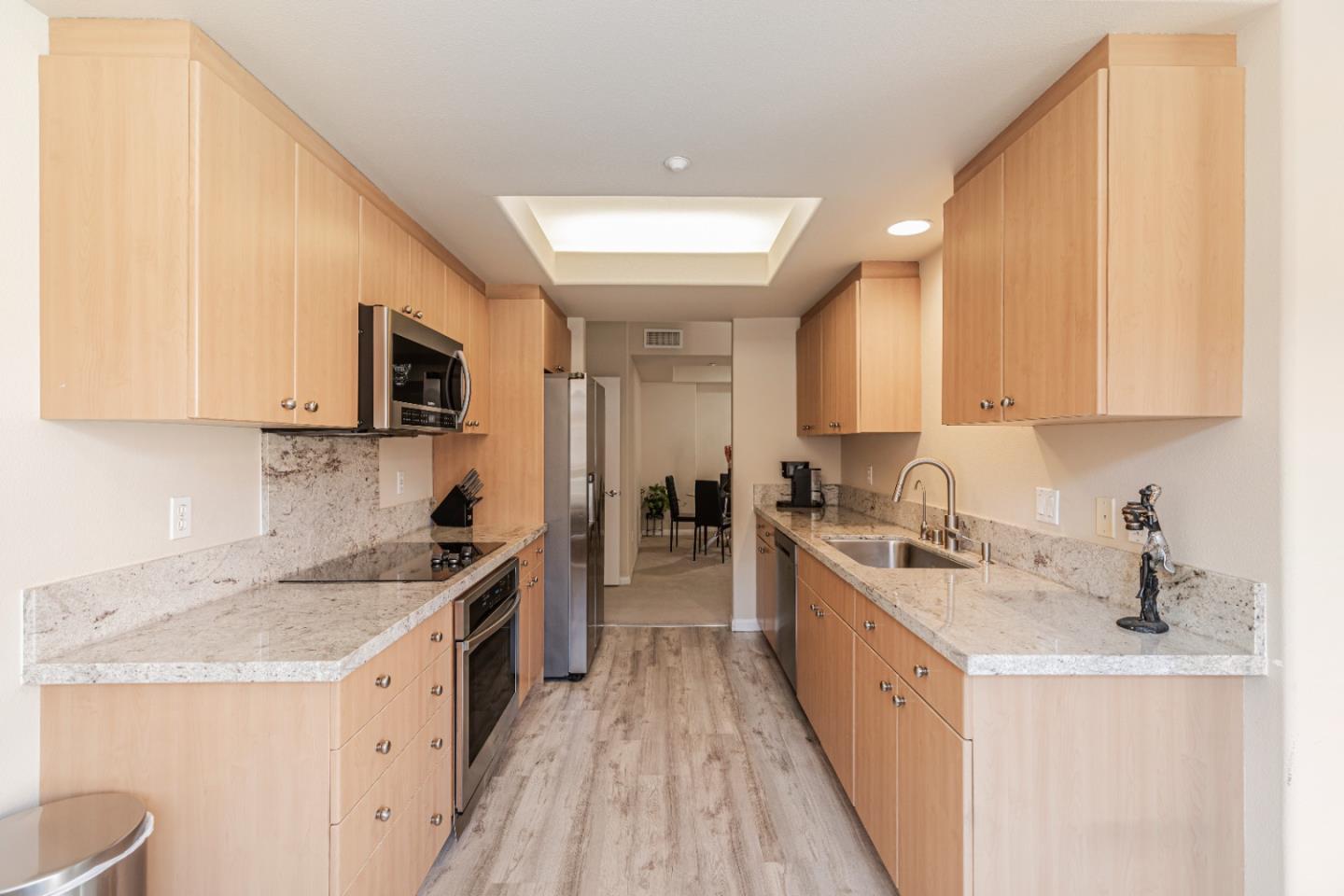 Detail Gallery Image 6 of 23 For 130 E San Fernando St #405,  San Jose,  CA 95112 - 2 Beds | 2 Baths