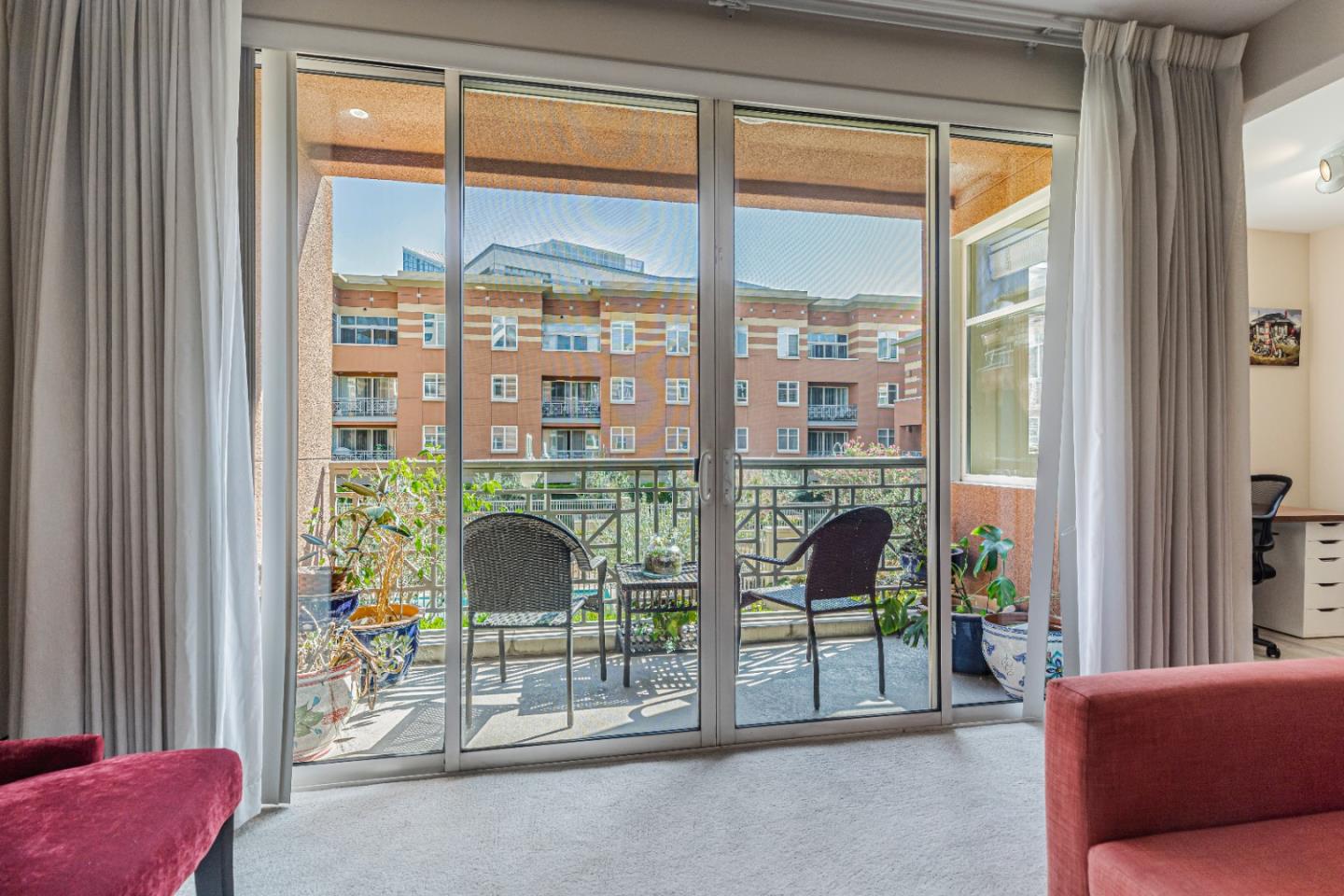 Detail Gallery Image 8 of 23 For 130 E San Fernando St #405,  San Jose,  CA 95112 - 2 Beds | 2 Baths