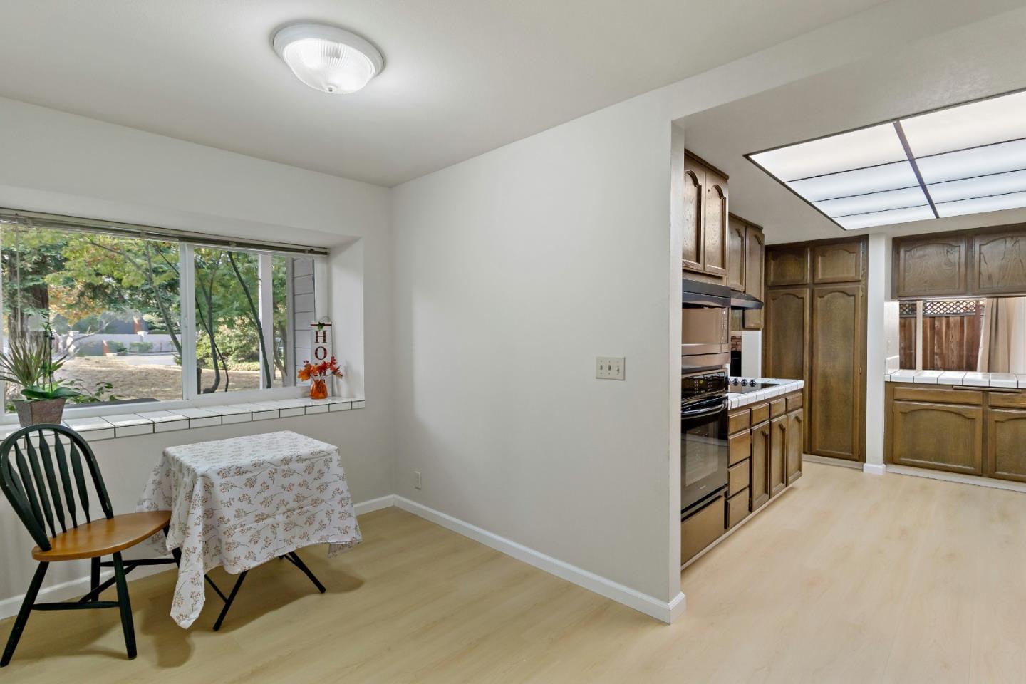 Detail Gallery Image 26 of 56 For 1257 Bracebridge Ct, Campbell,  CA 95008 - 2 Beds | 2/1 Baths