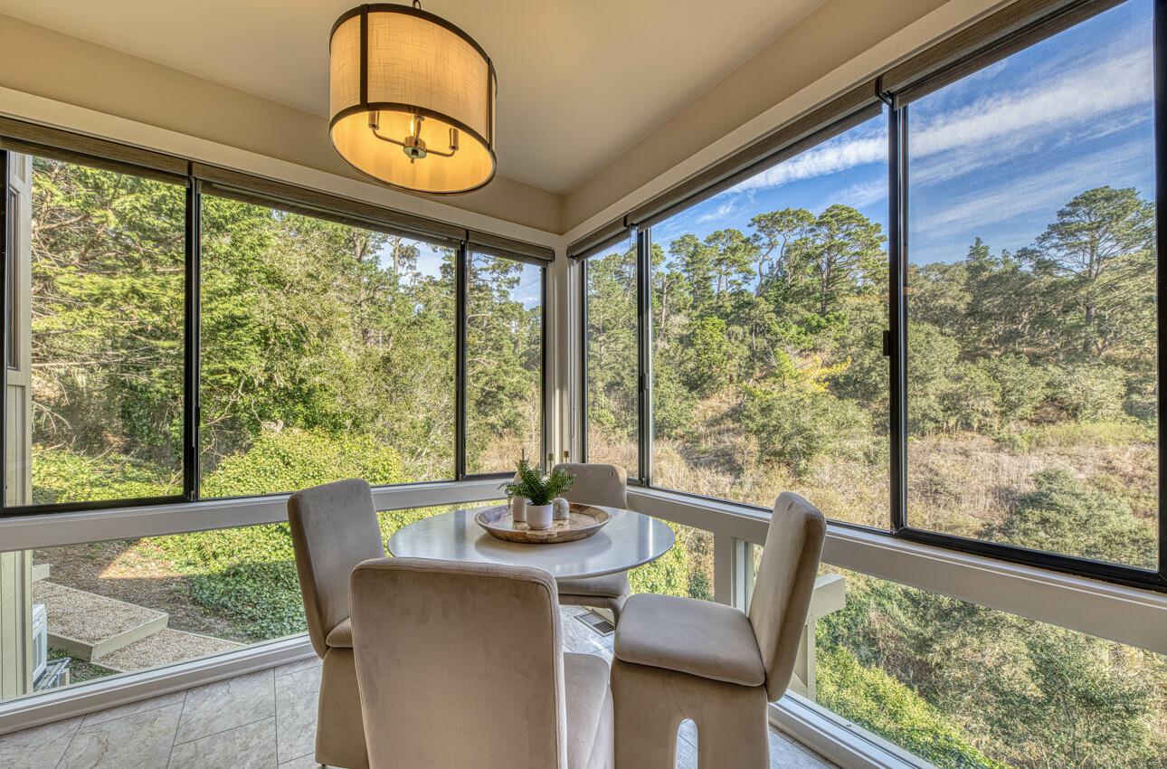 Detail Gallery Image 21 of 51 For 24875 N Carmel Hills Dr, Carmel,  CA 93923 - 2 Beds | 3 Baths