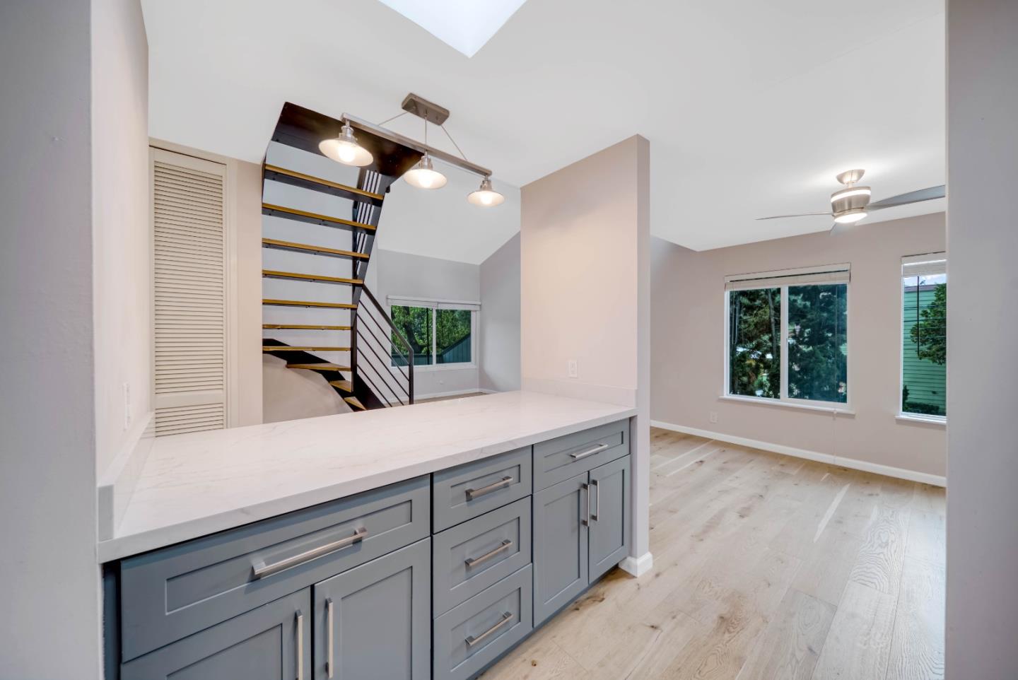 Detail Gallery Image 9 of 22 For 66 Newell Rd #F,  East Palo Alto,  CA 94303 - 2 Beds | 2 Baths