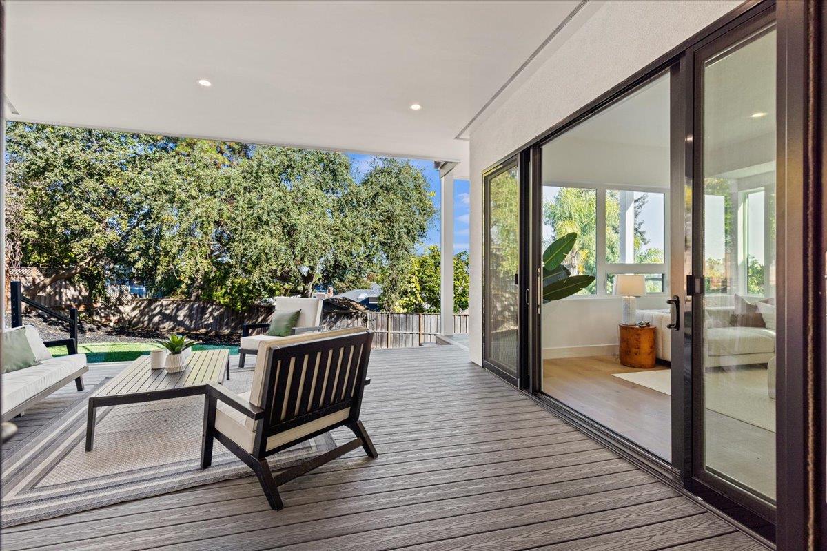 Detail Gallery Image 30 of 82 For 61 Hilltop Dr, San Carlos,  CA 94070 - 5 Beds | 4/2 Baths