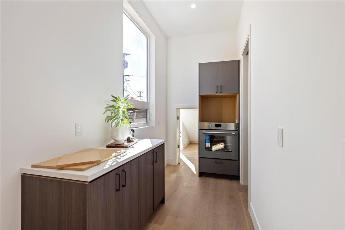 Detail Gallery Image 48 of 82 For 61 Hilltop Dr, San Carlos,  CA 94070 - 5 Beds | 4/2 Baths