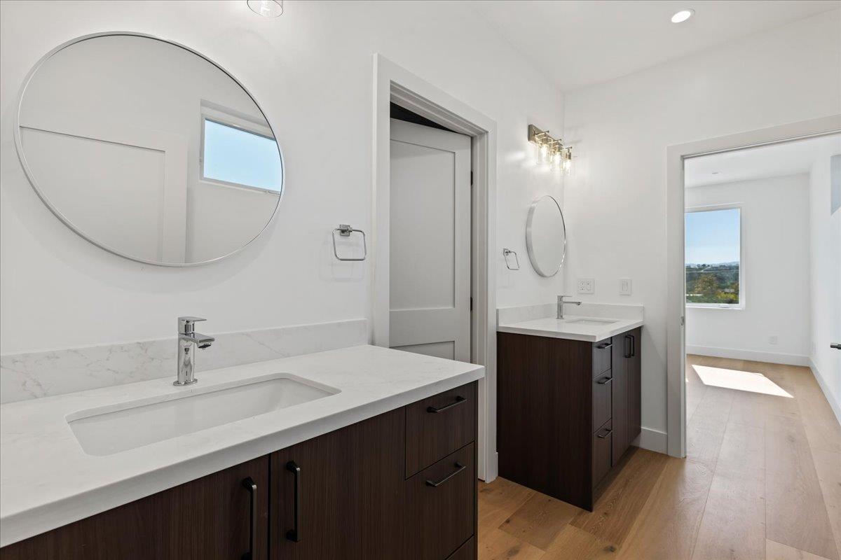 Detail Gallery Image 56 of 82 For 61 Hilltop Dr, San Carlos,  CA 94070 - 5 Beds | 4/2 Baths