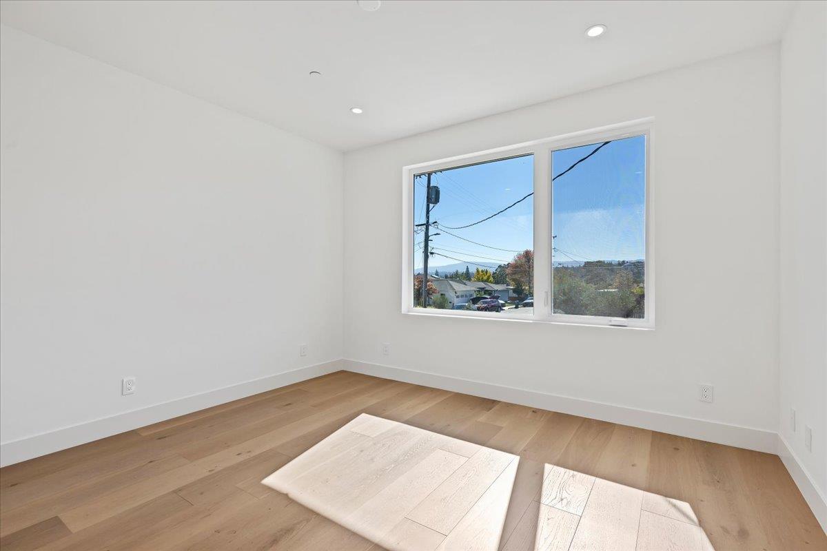 Detail Gallery Image 57 of 82 For 61 Hilltop Dr, San Carlos,  CA 94070 - 5 Beds | 4/2 Baths