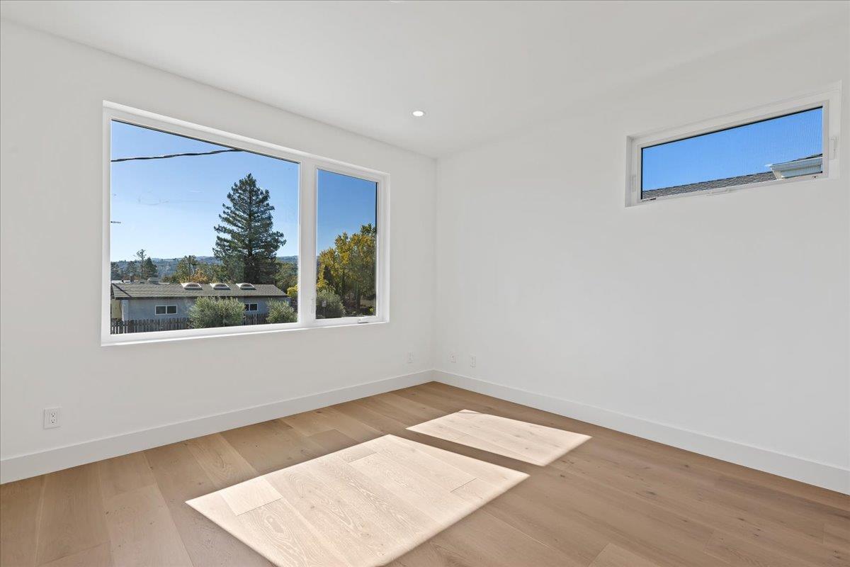 Detail Gallery Image 58 of 82 For 61 Hilltop Dr, San Carlos,  CA 94070 - 5 Beds | 4/2 Baths