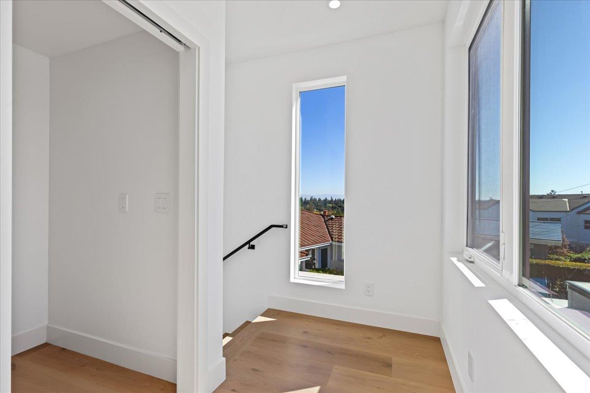 Detail Gallery Image 59 of 82 For 61 Hilltop Dr, San Carlos,  CA 94070 - 5 Beds | 4/2 Baths