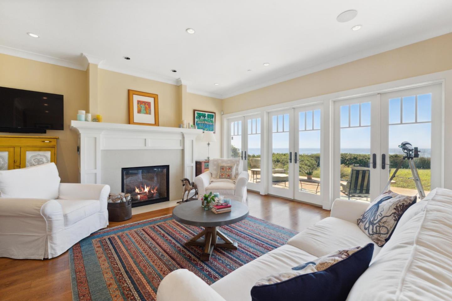 Detail Gallery Image 11 of 76 For 263 Nevada Ave, Moss Beach,  CA 94038 - 4 Beds | 4/1 Baths