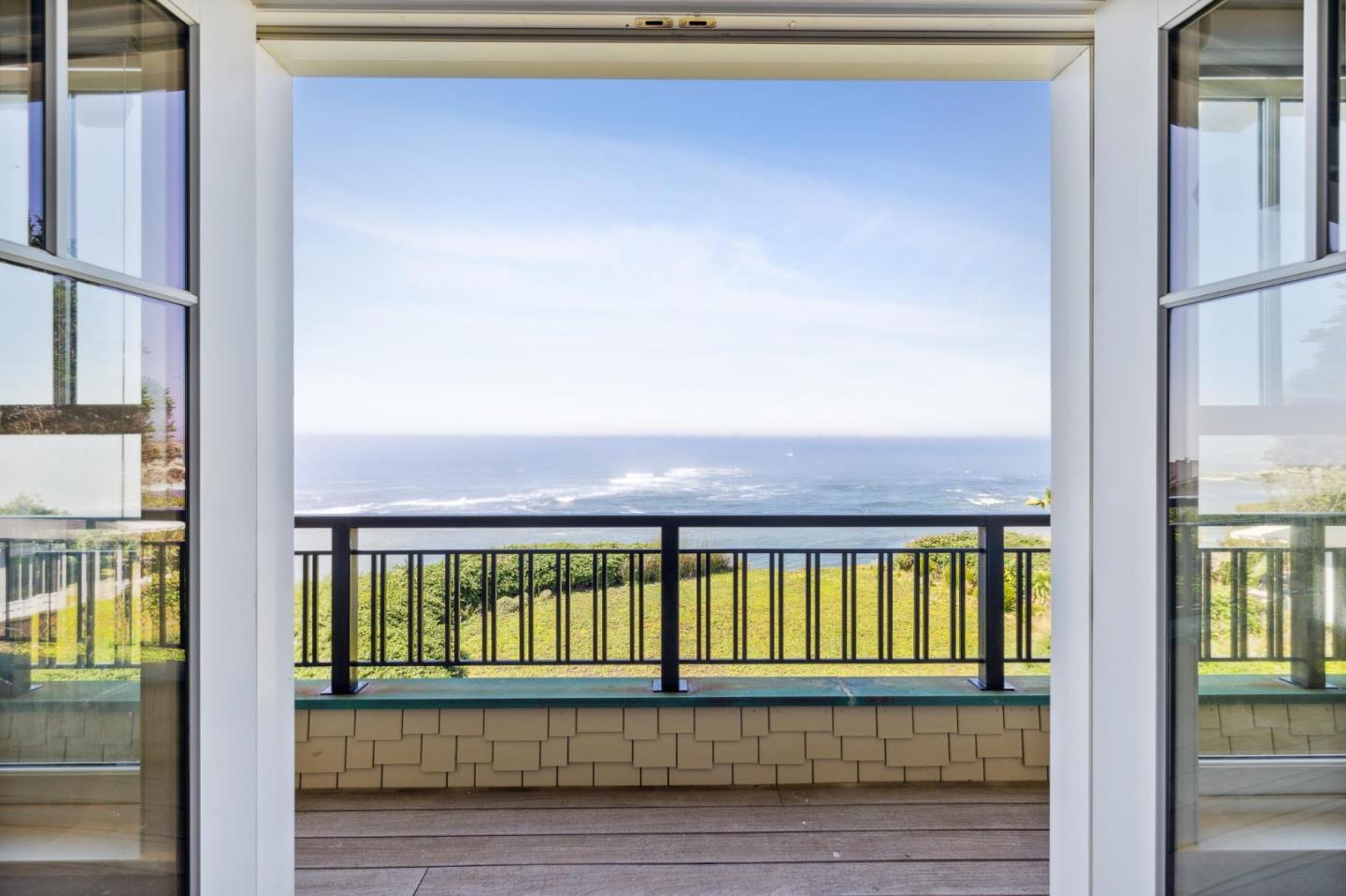 Detail Gallery Image 38 of 76 For 263 Nevada Ave, Moss Beach,  CA 94038 - 4 Beds | 4/1 Baths