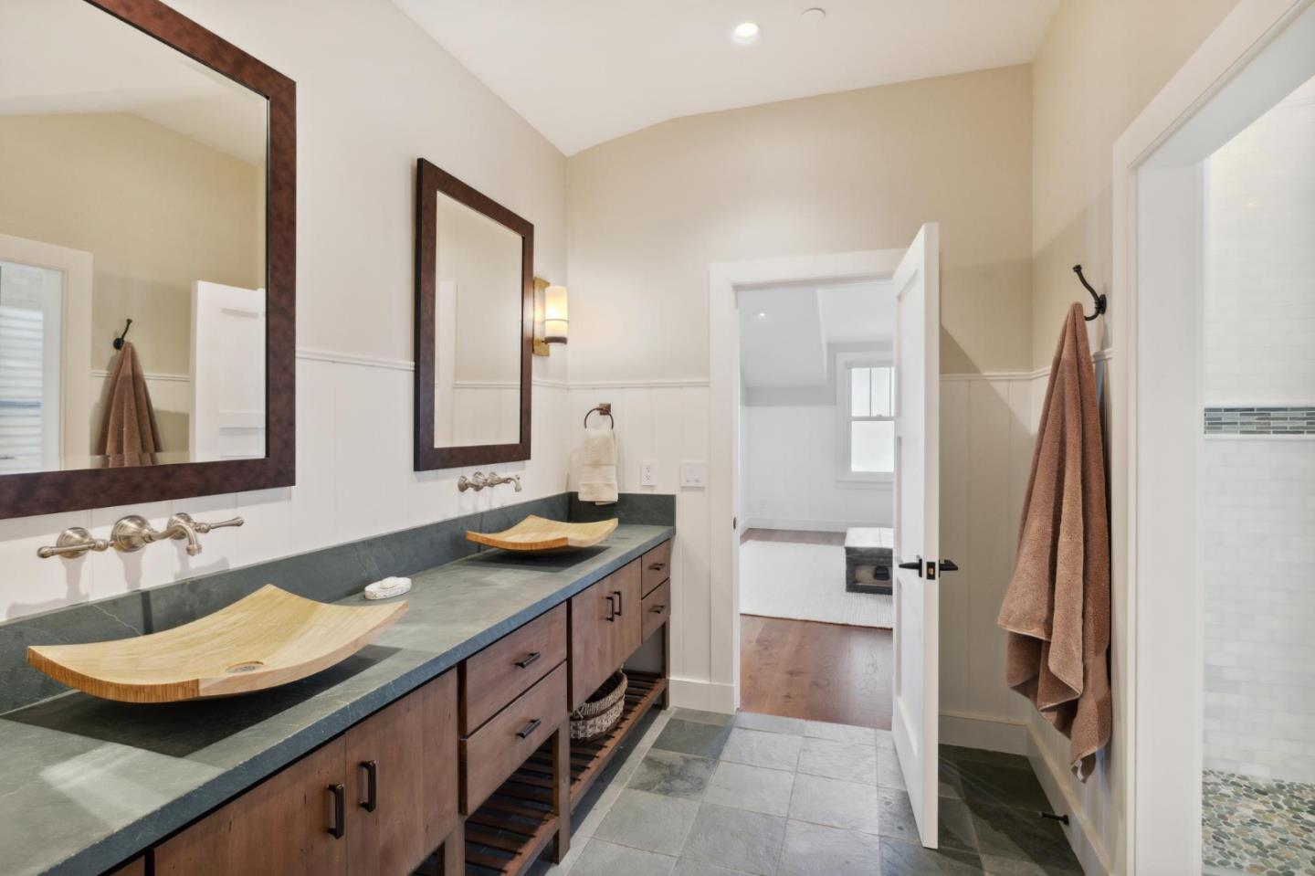 Detail Gallery Image 60 of 76 For 263 Nevada Ave, Moss Beach,  CA 94038 - 4 Beds | 4/1 Baths