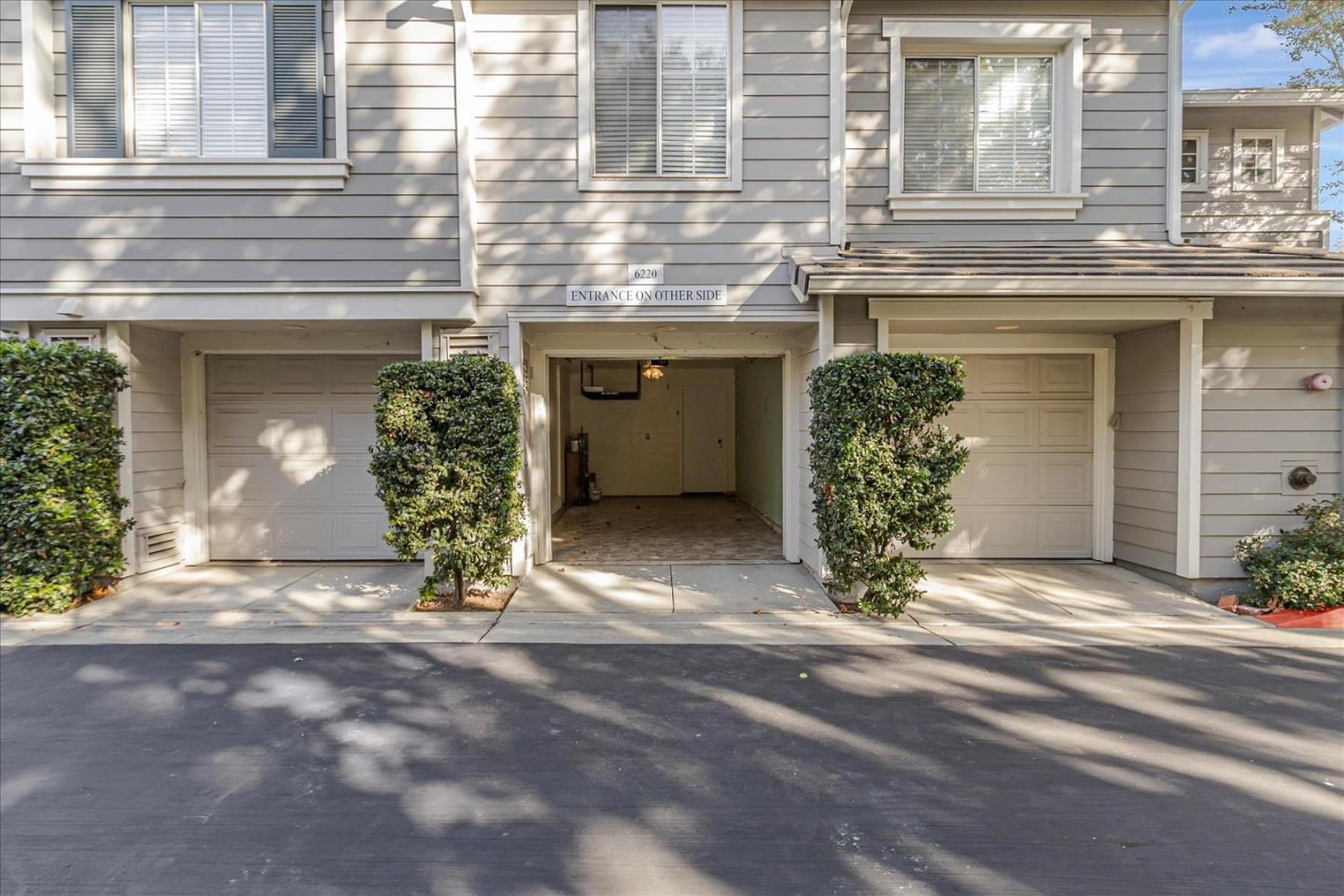 Detail Gallery Image 22 of 27 For 6220 Barb Werner Ln, San Jose,  CA 95119 - 2 Beds | 2/1 Baths