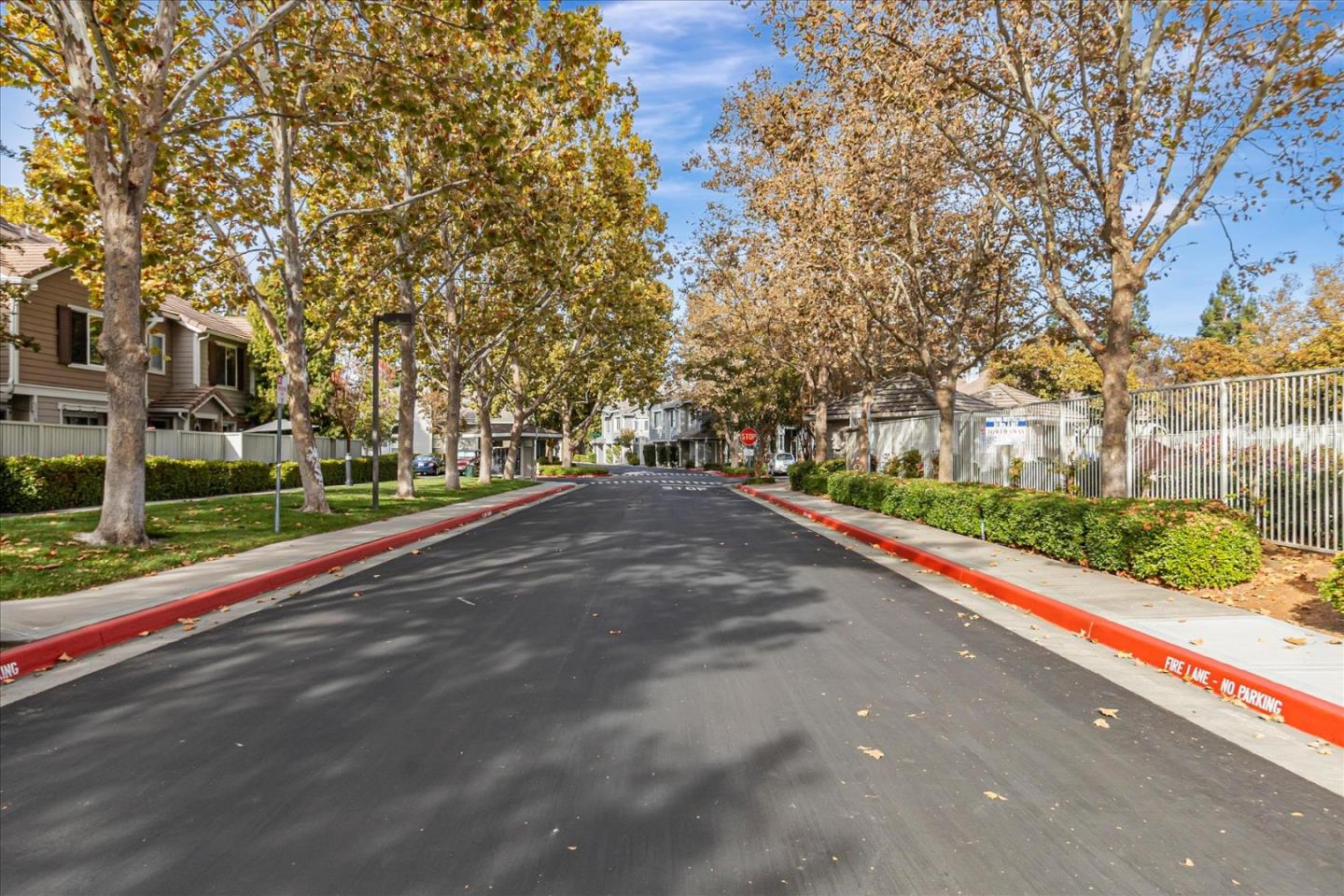 Detail Gallery Image 23 of 27 For 6220 Barb Werner Ln, San Jose,  CA 95119 - 2 Beds | 2/1 Baths