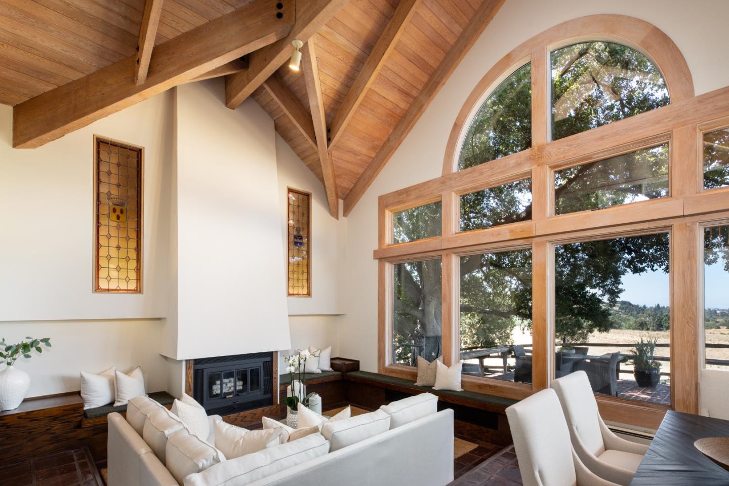 Detail Gallery Image 6 of 57 For 5 Arastradero Rd, Portola Valley,  CA 94028 - 6 Beds | 5 Baths