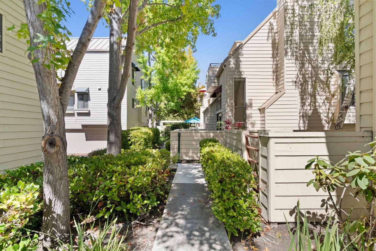 Detail Gallery Image 36 of 36 For 765 Loma Verde Ave a,  Palo Alto,  CA 94303 - 2 Beds | 2/1 Baths