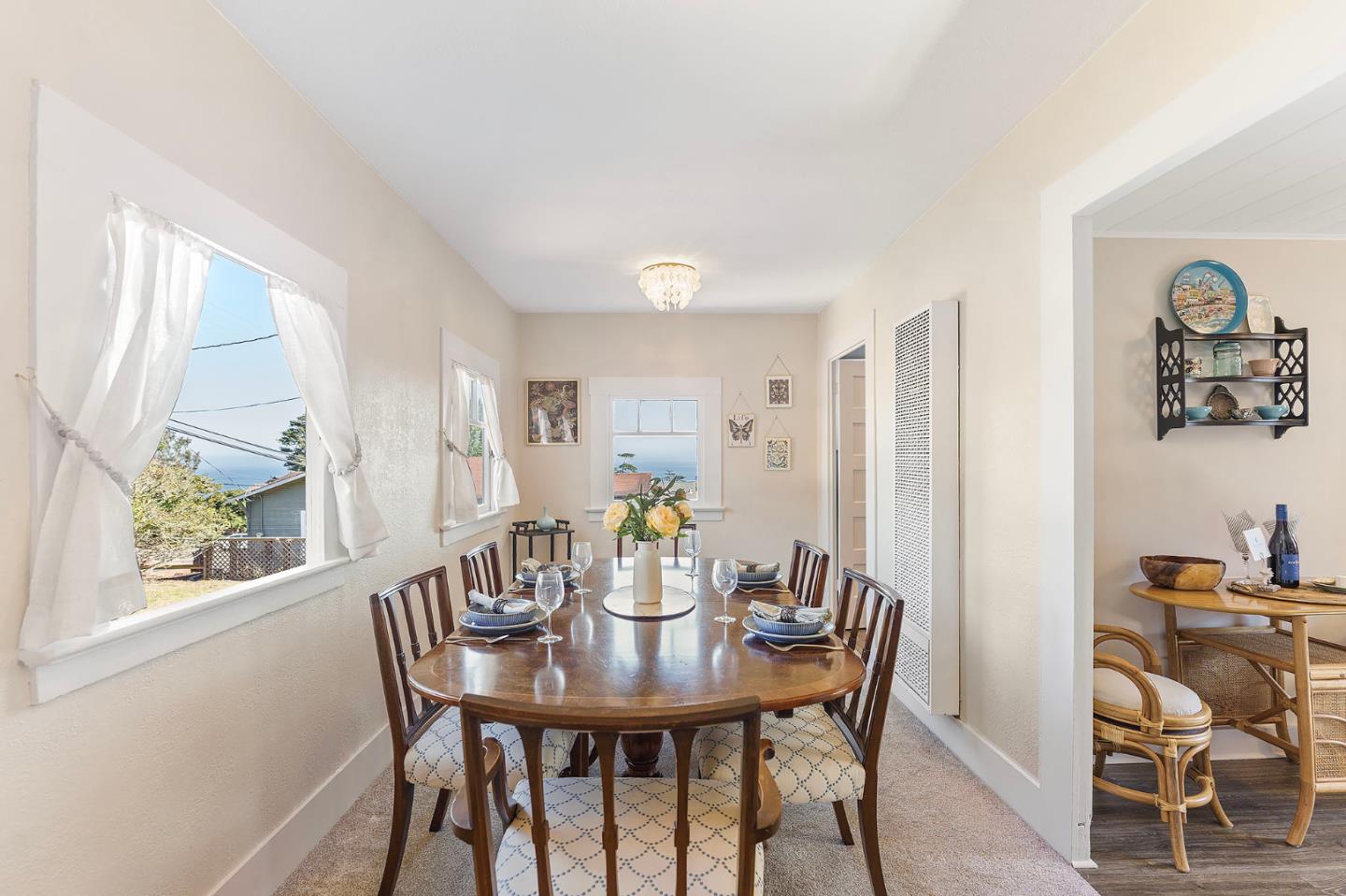 Detail Gallery Image 8 of 27 For 311 Eardley Ave, Pacific Grove,  CA 93950 - 2 Beds | 1 Baths