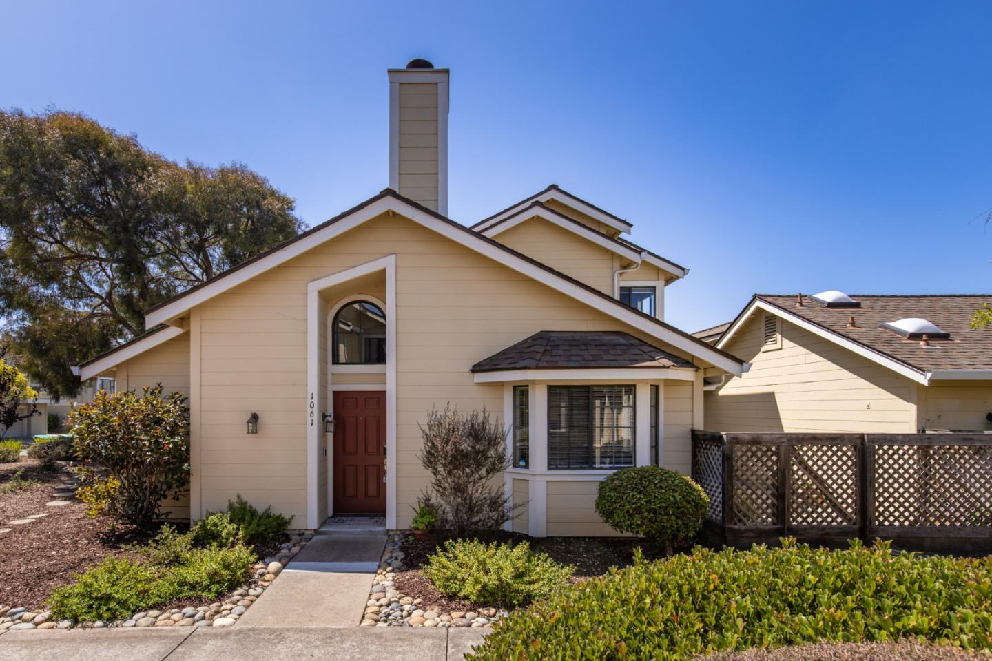 Detail Gallery Image 1 of 23 For 1061 Olympic Ln, Seaside,  CA 93955 - 3 Beds | 2 Baths