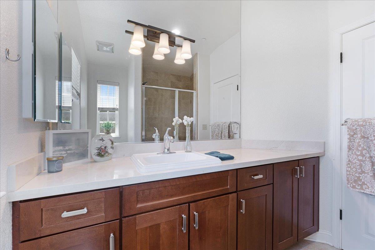 Detail Gallery Image 28 of 38 For 118 Bursar Ln, Santa Cruz,  CA 95060 - 3 Beds | 2/1 Baths