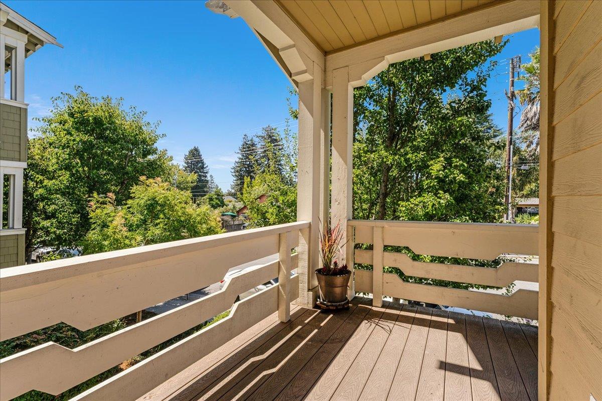 Detail Gallery Image 6 of 38 For 118 Bursar Ln, Santa Cruz,  CA 95060 - 3 Beds | 2/1 Baths