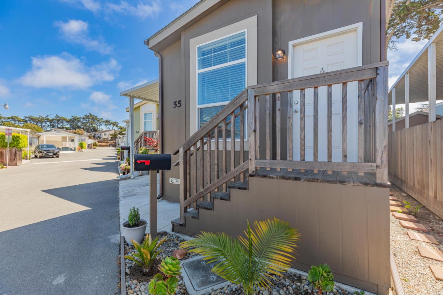 Detail Gallery Image 4 of 32 For 356 Reservation Rd #55,  Marina,  CA 93933 - 2 Beds | 2 Baths