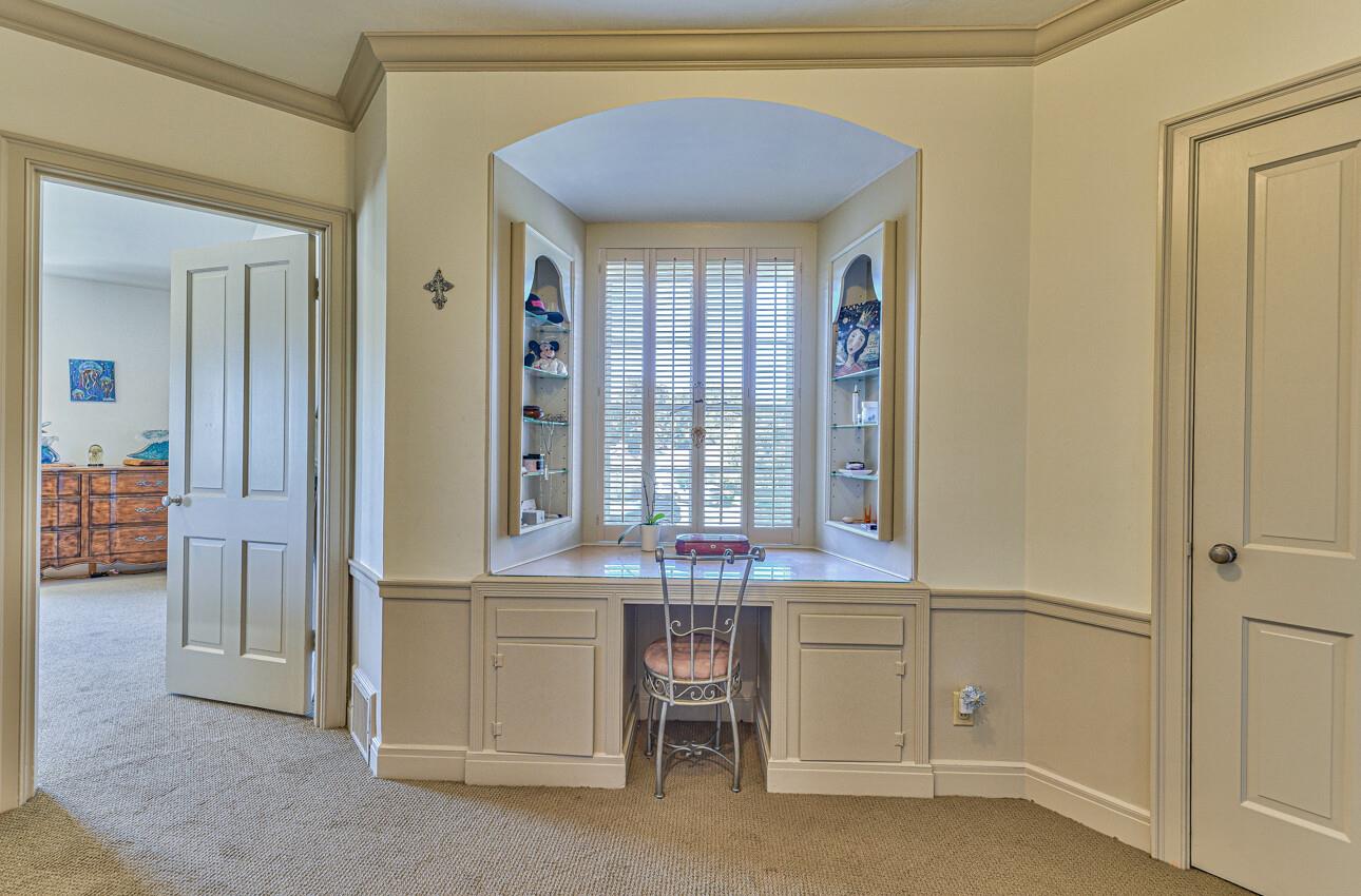 Detail Gallery Image 35 of 46 For 239 Pine St, Salinas,  CA 93901 - 5 Beds | 3/1 Baths