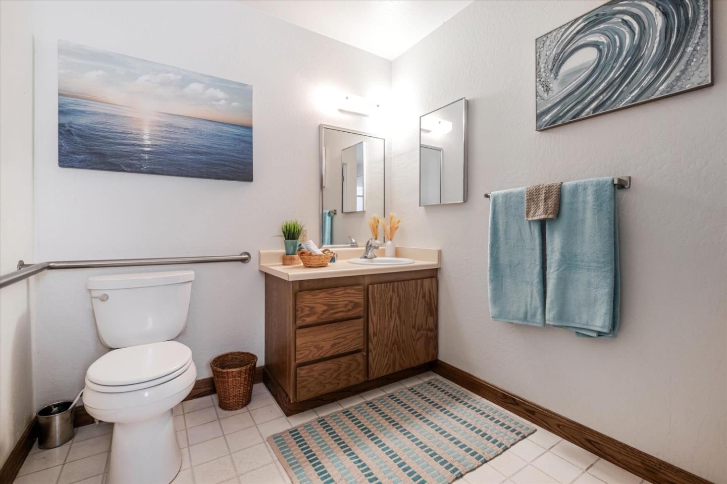 Detail Gallery Image 16 of 19 For 2292 7th Ave, Santa Cruz,  CA 95062 - 1 Beds | 1 Baths