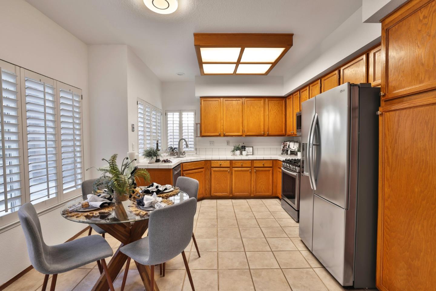 Detail Gallery Image 8 of 34 For 11599 Raintree Spring Ct, Cupertino,  CA 95014 - 3 Beds | 2/1 Baths