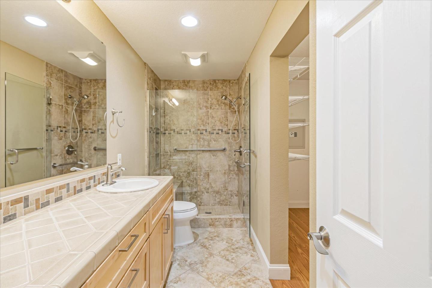 Detail Gallery Image 23 of 33 For 195 Del Monte Ln, Morgan Hill,  CA 95037 - 2 Beds | 2 Baths