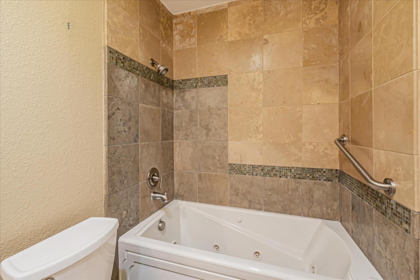 Detail Gallery Image 27 of 33 For 195 Del Monte Ln, Morgan Hill,  CA 95037 - 2 Beds | 2 Baths