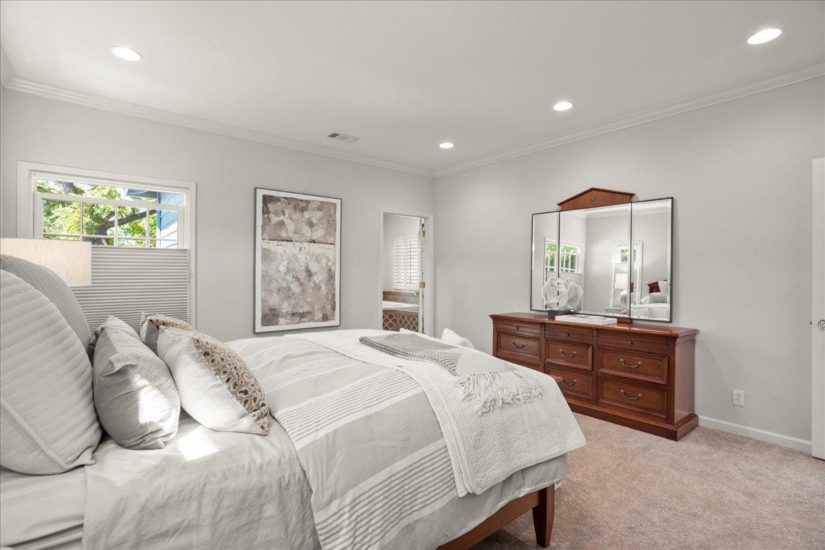 Detail Gallery Image 31 of 51 For 16951 Cypress Way, Los Gatos,  CA 95030 - 3 Beds | 2/1 Baths