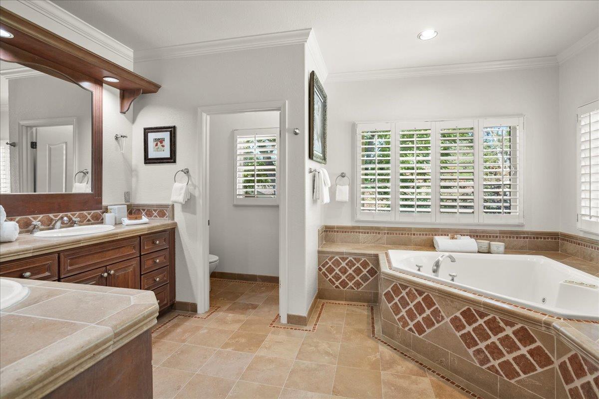 Detail Gallery Image 32 of 51 For 16951 Cypress Way, Los Gatos,  CA 95030 - 3 Beds | 2/1 Baths