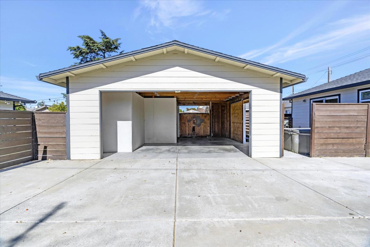 Detail Gallery Image 23 of 37 For 4060 Bassett St, Santa Clara,  CA 95054 - 4 Beds | 3 Baths