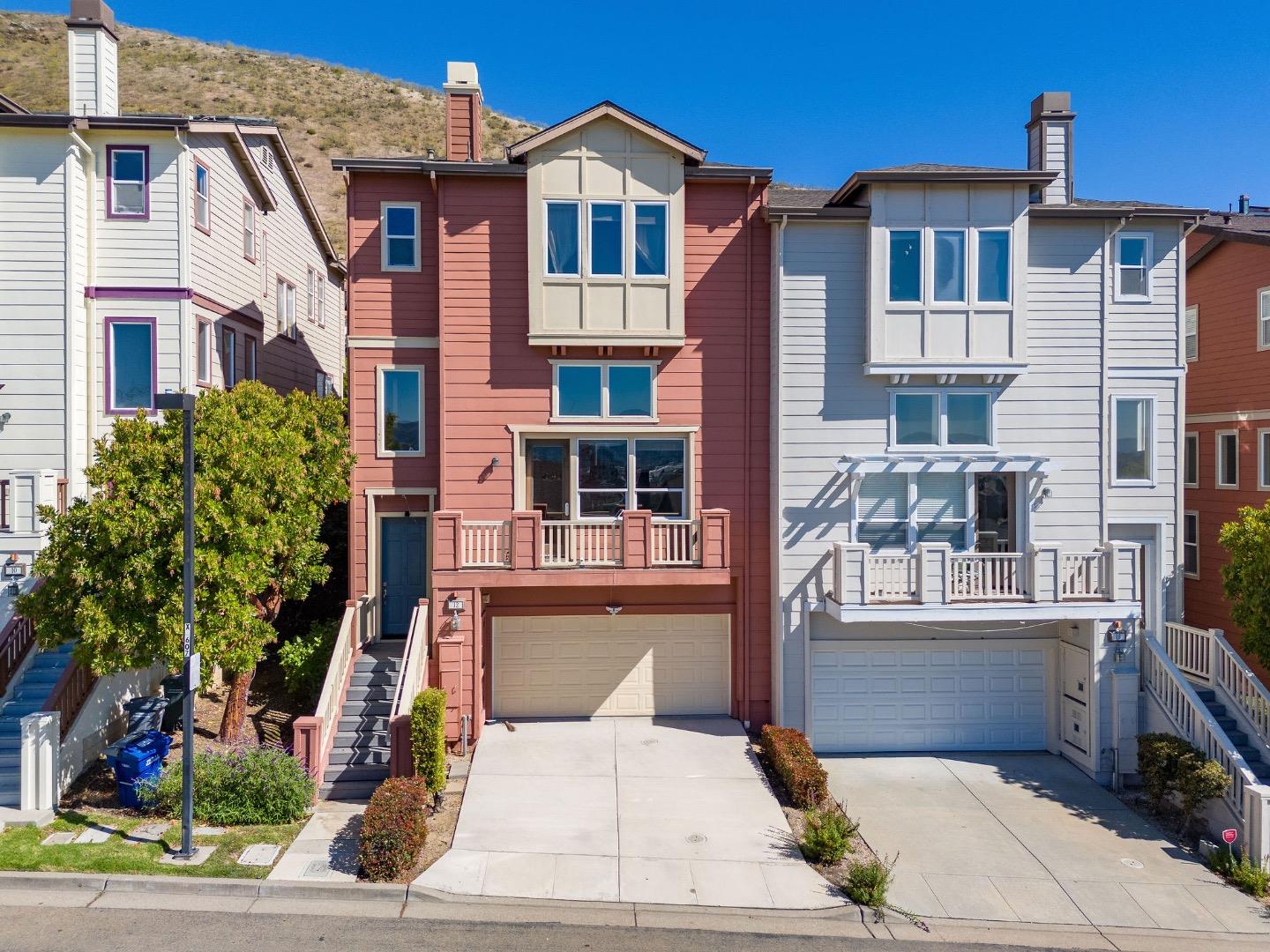 Detail Gallery Image 1 of 65 For 12 Pointe View Pl, South San Francisco,  CA 94080 - 3 Beds | 2/1 Baths