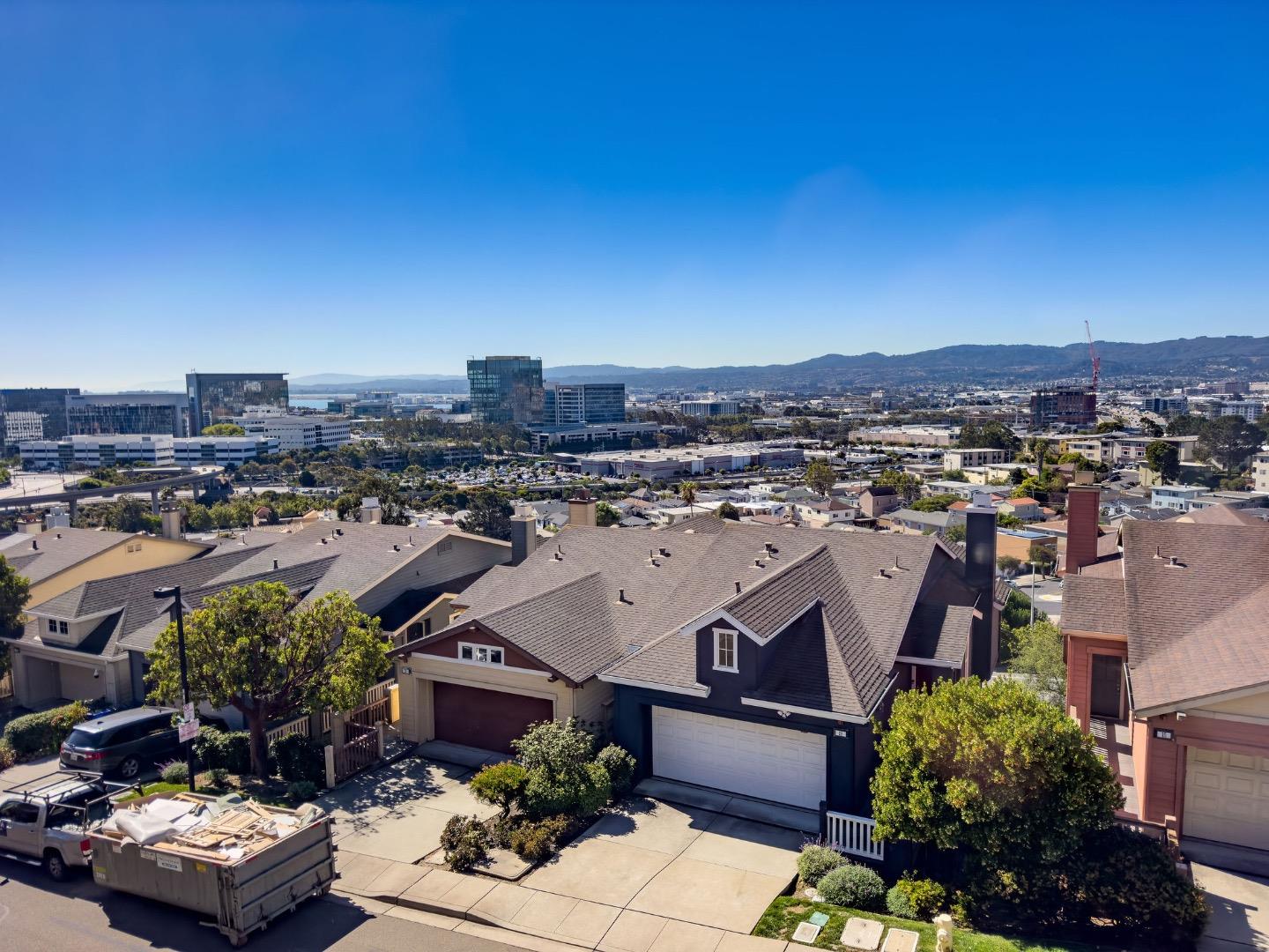 Detail Gallery Image 18 of 63 For 12 Pointe View Pl, South San Francisco,  CA 94080 - 3 Beds | 2/1 Baths