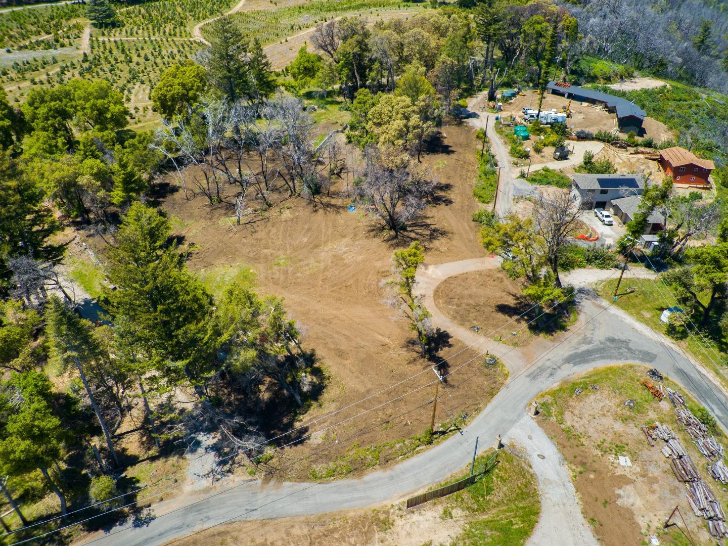 Detail Gallery Image 2 of 21 For 300 Braemoor Dr, Santa Cruz,  CA 95060 - – Beds | – Baths