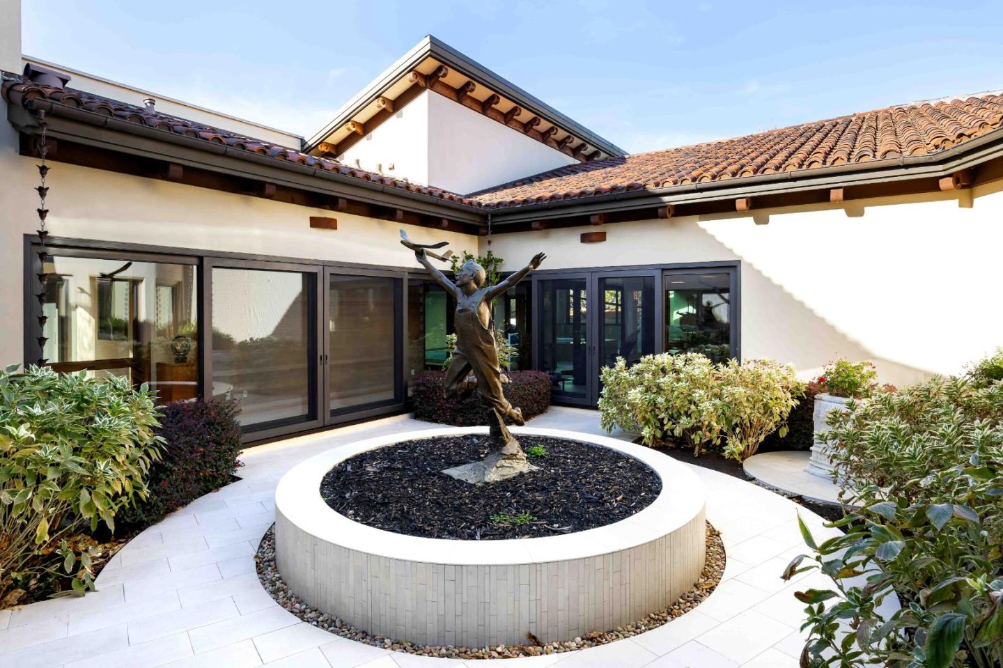 27500 La Vida Real, Los Altos Hills, California 94022, 5 Bedrooms Bedrooms, ,7 BathroomsBathrooms,Residential,For Sale,27500 La Vida Real,ML81979911