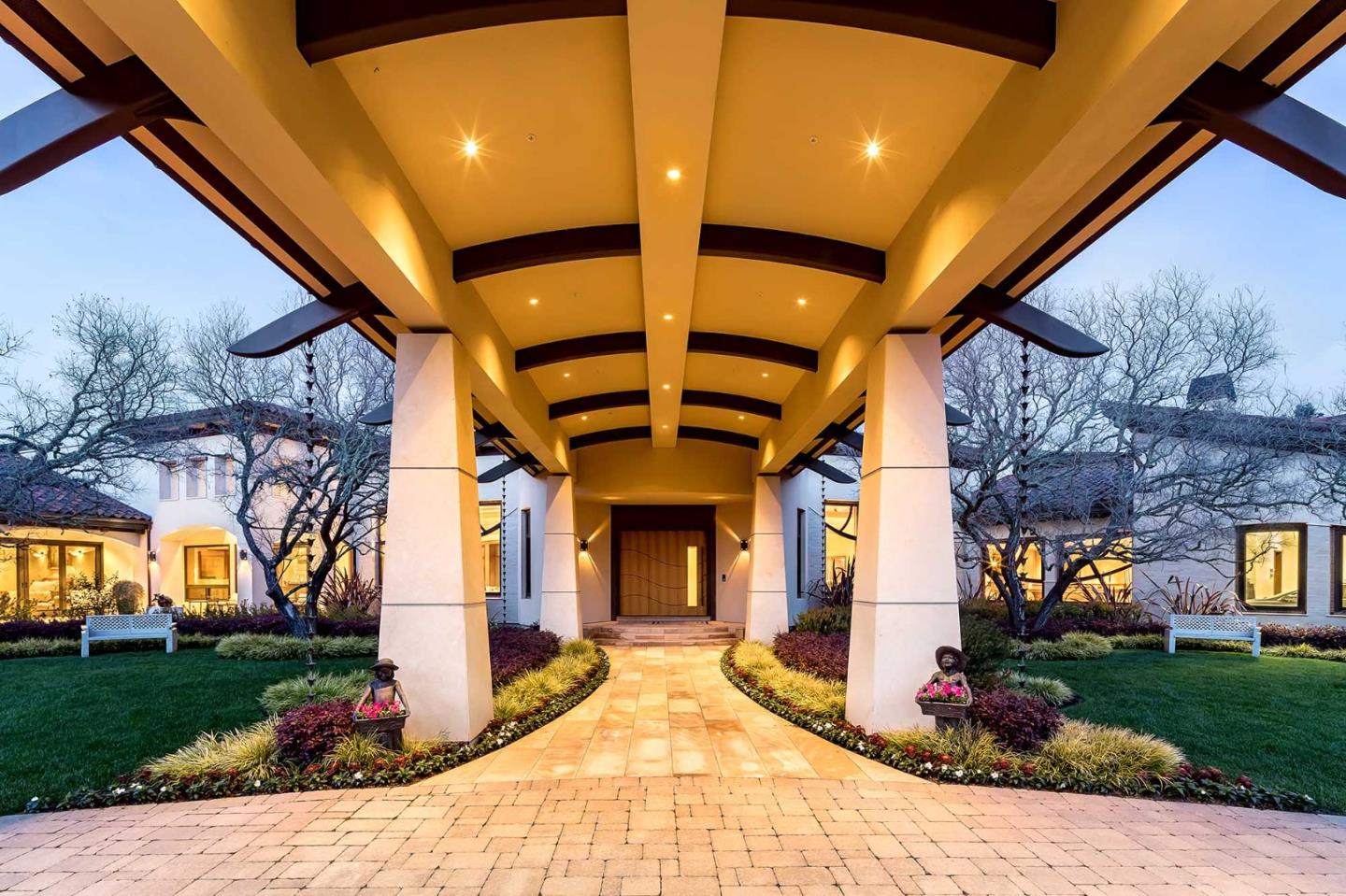 27500 La Vida Real, Los Altos Hills, California 94022, 5 Bedrooms Bedrooms, ,7 BathroomsBathrooms,Residential,For Sale,27500 La Vida Real,ML81979911