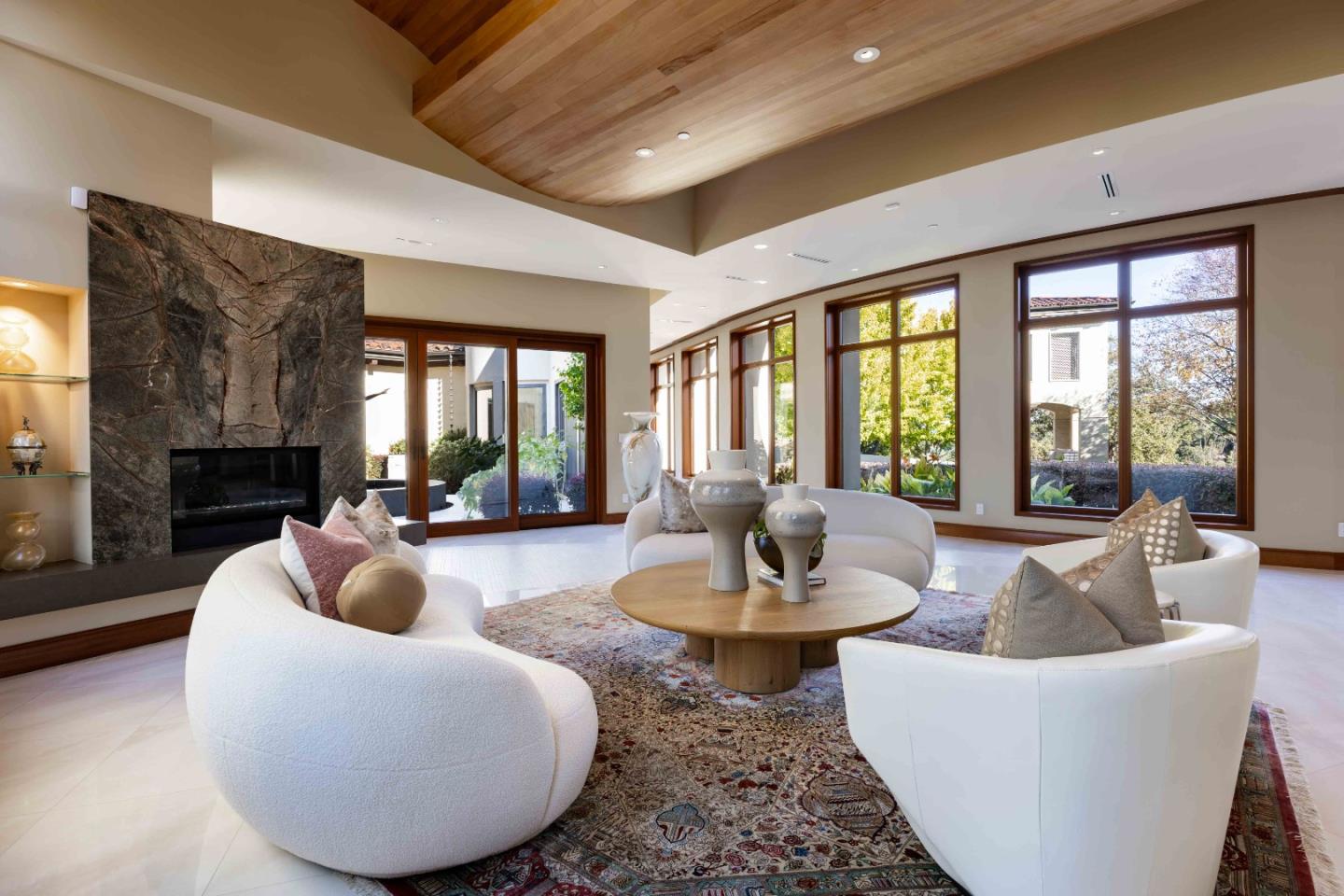 27500 La Vida Real, Los Altos Hills, California 94022, 5 Bedrooms Bedrooms, ,7 BathroomsBathrooms,Residential,For Sale,27500 La Vida Real,ML81979911