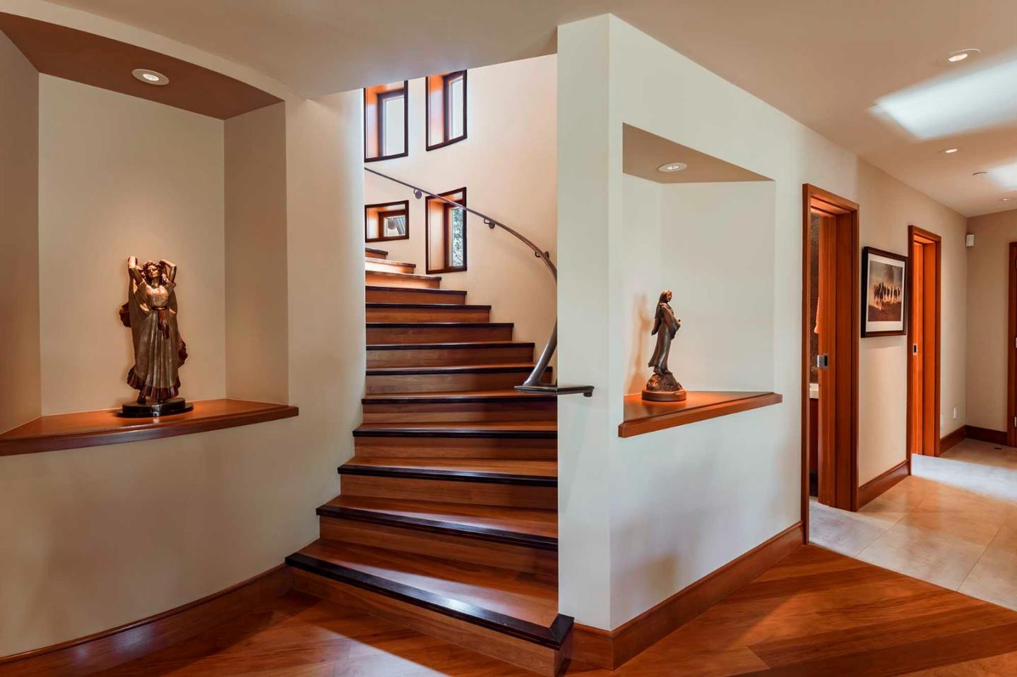 Detail Gallery Image 70 of 80 For 27500 La Vida Real, Los Altos Hills,  CA 94022 - 5 Beds | 7/5 Baths