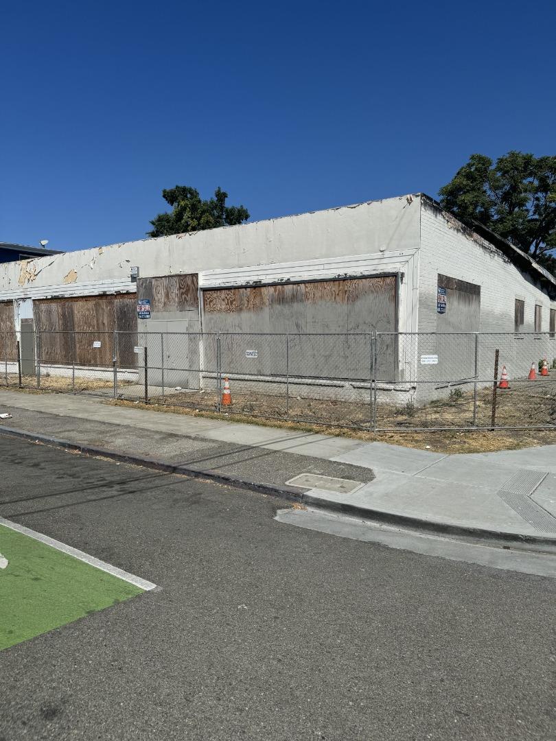 909 Park Avenue, San Jose, CA, 95126