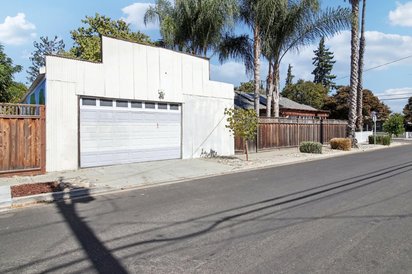 Detail Gallery Image 32 of 38 For 397 Arleta Ave, San Jose,  CA 95128 - 2 Beds | 1 Baths