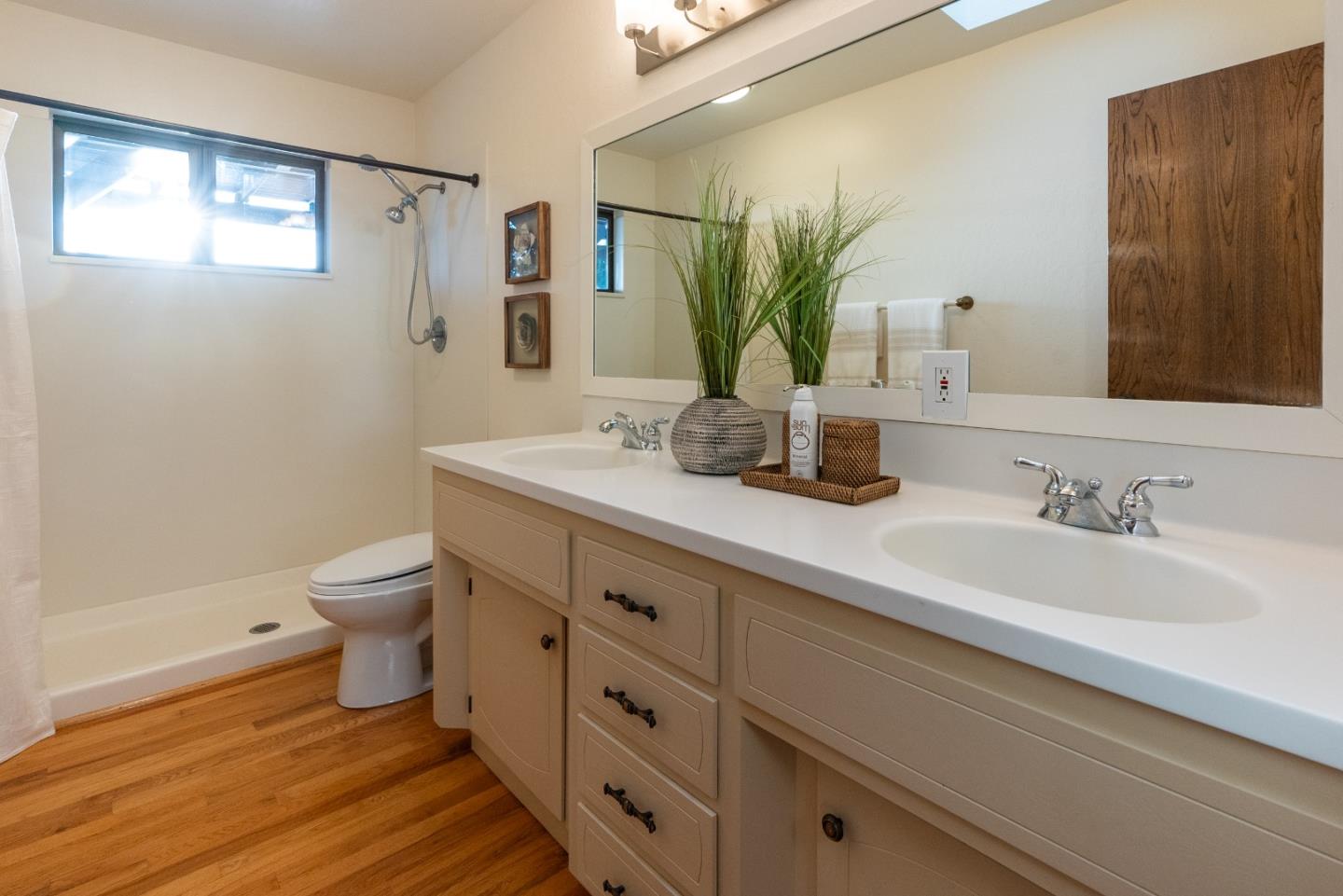 Detail Gallery Image 54 of 88 For 911 Fallowfield Ln, Watsonville,  CA 95076 - 5 Beds | 4/1 Baths