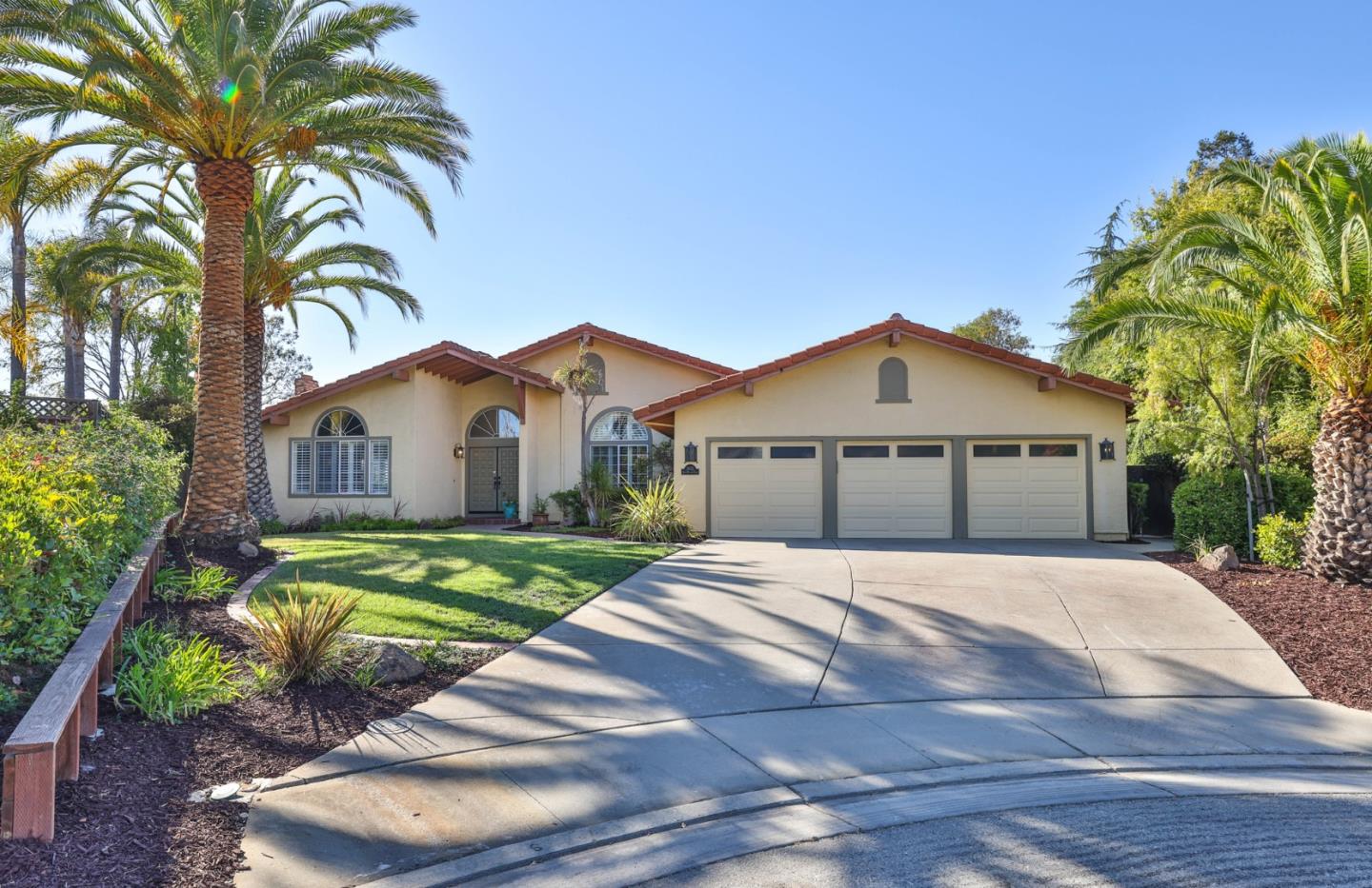 Detail Gallery Image 1 of 54 For 3057 High Meadow Ln, San Jose,  CA 95135 - 4 Beds | 3 Baths