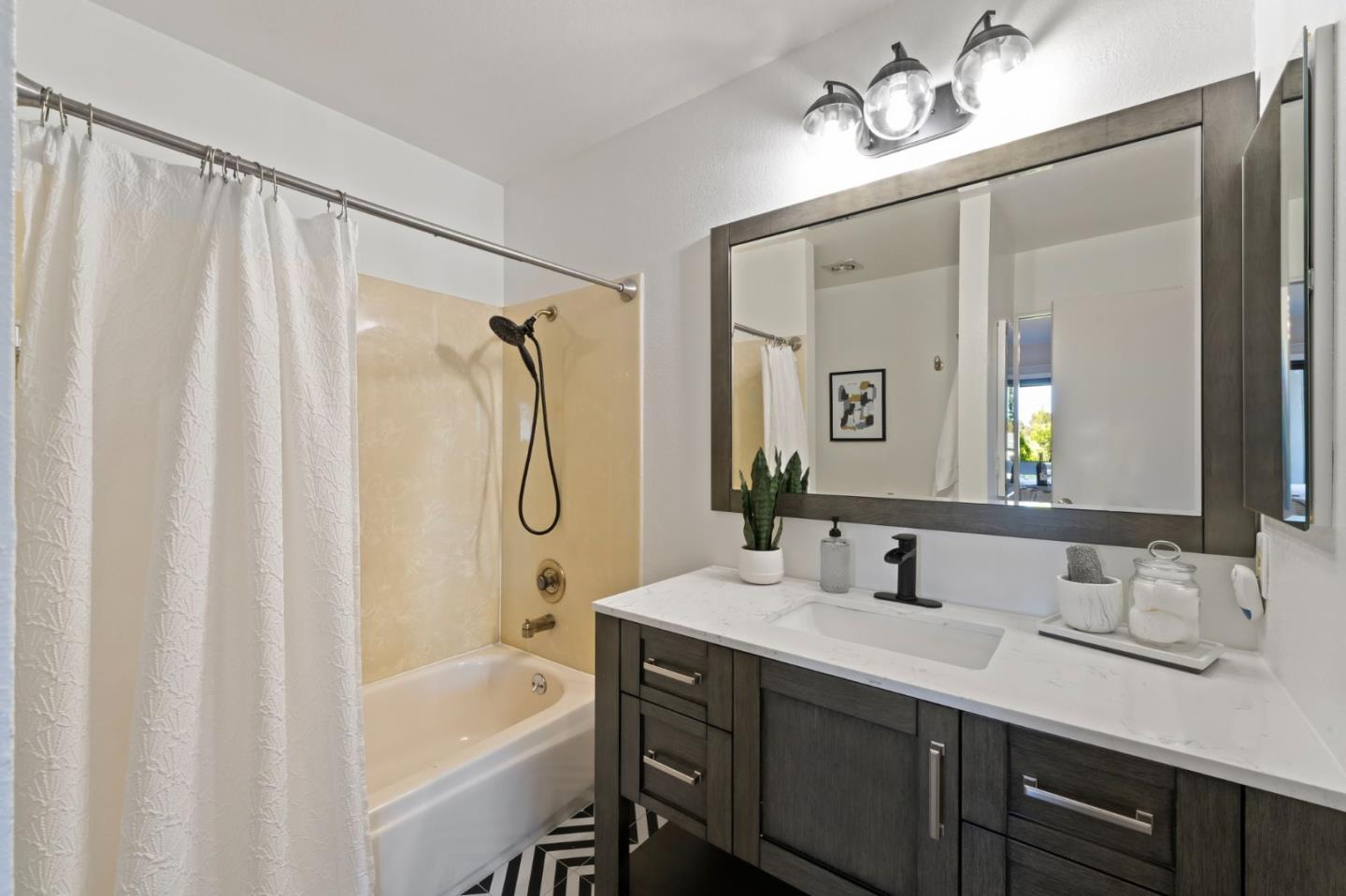 Detail Gallery Image 15 of 30 For 840 Sea Spray Ln #316,  Foster City,  CA 94404 - 1 Beds | 1 Baths