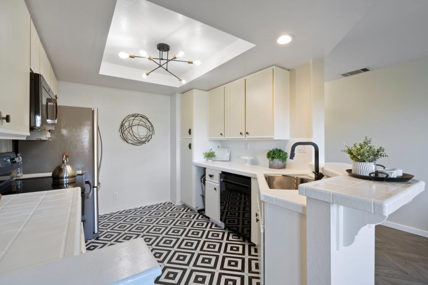 Detail Gallery Image 4 of 30 For 840 Sea Spray Ln #316,  Foster City,  CA 94404 - 1 Beds | 1 Baths